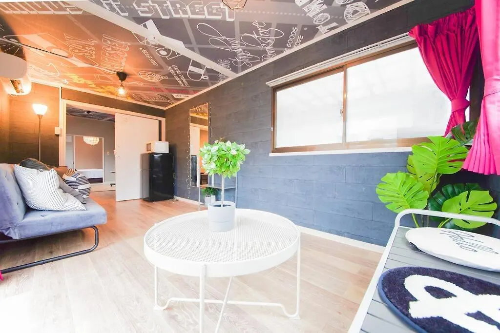 Apartmán Sanacion Namba 難波千日前の5Ldk120平米 駅徒歩2分 広々バルコニーでバーベキューも可能 Ósaka