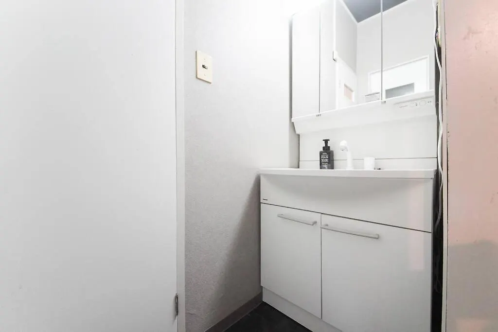 Apartmán Sanacion Namba 難波千日前の5Ldk120平米 駅徒歩2分 広々バルコニーでバーベキューも可能 Ósaka