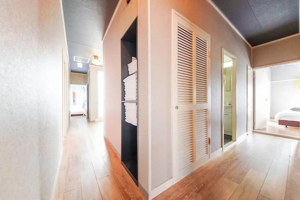 Apartmán Sanacion Namba 難波千日前の5Ldk120平米 駅徒歩2分 広々バルコニーでバーベキューも可能 Ósaka Japonsko